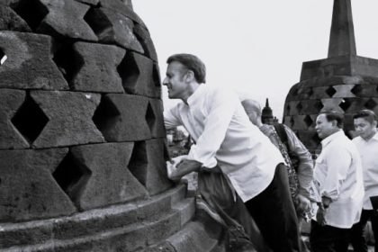 Presiden Prancis Emmanuel Macron saat di Borobudur. Borobudur merupakan salah satu destinasi wisata andalan di Jateng.