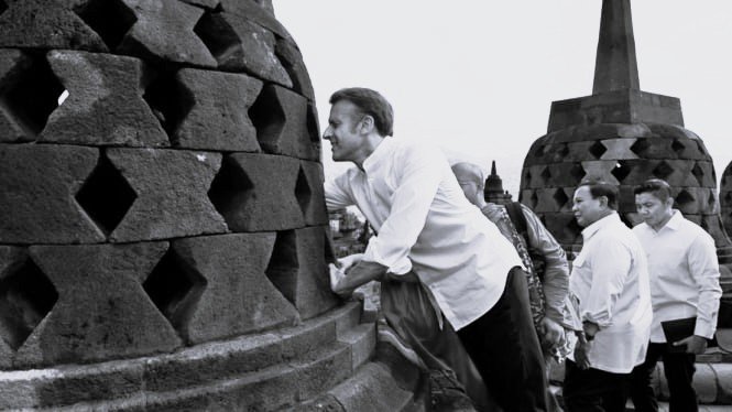 Presiden Prancis Emmanuel Macron saat di Borobudur. Borobudur merupakan salah satu destinasi wisata andalan di Jateng.