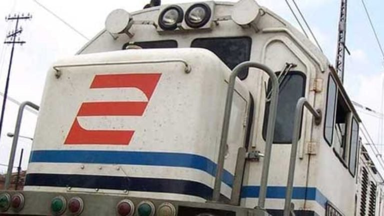 ilustrasi kereta api