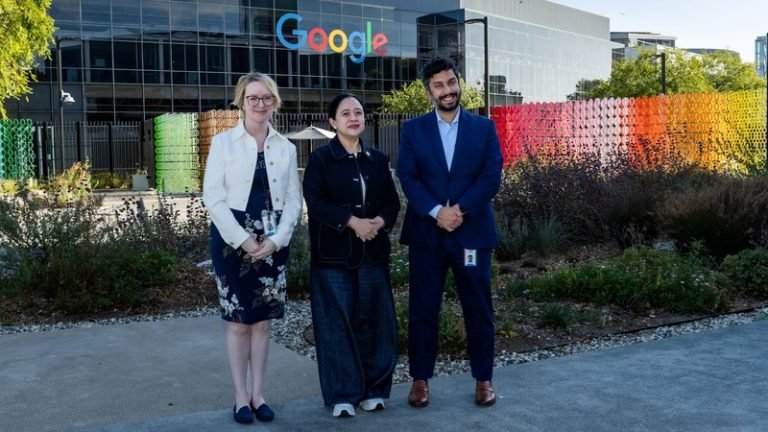 Ketua DPR RI Puan Maharani saat mengunjungi kantor pusat Google di California, Amerika Serikat (AS).