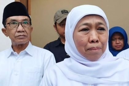 Gubernur Jawa Timur Khofifah Indar Parawangsa tidak memenuhi panggilan KPK sebaagi saksi korupsi dana hibah APBD Jatim tahun anggaran 2021 2022