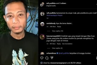 Penanmpilan eks-gelandang PSIS Semarang Evan Dimas bikin pangling dengan tubuh kurus dan wajah tirusnya.