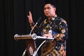 Wakil Gubernur Jawa Tengah, Taj Yasin saat menjadi keynote speech pada seminar “Menghadapi Tantangan Radikalisasi dalam Mempertahankan Ideologi Negara” di kampus FISIP Universitas Diponegoro (Undip) Semarang, pada Sabtu (14/6/2025).