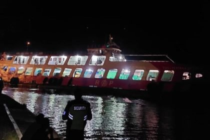 Ilustrasi KMP Tunu Pratama Jaya tenggelam di Selat Bali.