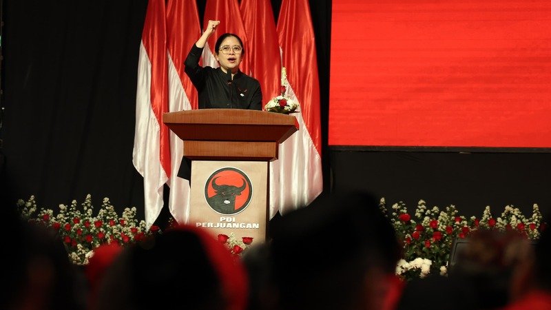 - Ketua DPR sekaligus Ketua DPP PDI Perjuangan (PDIP) Puan Maharani, memberikan arahan dalam acara Pembekalan Anggota DPR RI hingga DPRD Provinsi dan Kabupaten/Kota dari fraksi PDIP dari seluruh Indonesia yang diadakan di Bali.
