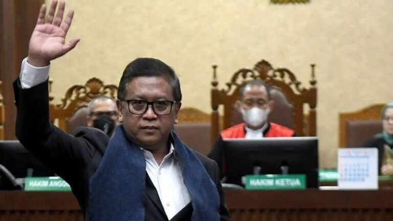 JALANI SIDANG: Sekretaris Jenderal PDI Perjuangan, Hasto Kristiyanto saat menjalani sidang di Pengadilan Tipikor Jakarta Pusat.