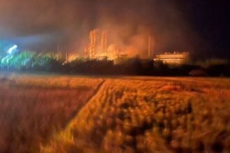 Sumur Pertamina di Subang mengalami kebocoran pipa hingga menimbulkan ledakan, Selasa (5/8/2025). Dua pekerja jadi korban.