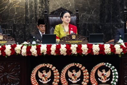 Puan Maharani dalam Sidang Bersama DPR-DPD RI 2025, Jumat (15/8/2025), Puan nggak cuma formalitas baca teks, tapi langsung nyentil soal intervensi kekuasaan di pemilu dan fenomena kritik kreatif netizen. Foto: dok.