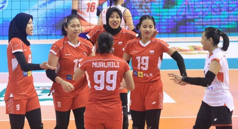 Megawati Hangestri Pertiwi dkk. terseok-seok dalam putaran pertama SEA V League 2025 di Thailand. Butuh kerja keras untuk bisa bersuara dalam leg ke-2 8-10 Agustus 2025 di Vietnam. Foto: dok/PBVSI