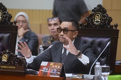 Wakil Ketua Komisi III DPR RI Ahmad Sahroni mengaku bahwa tunjangan rumah Rp50 juta per bulan bagi anggota DPR RI lebih efisien. Foto: dok.humas