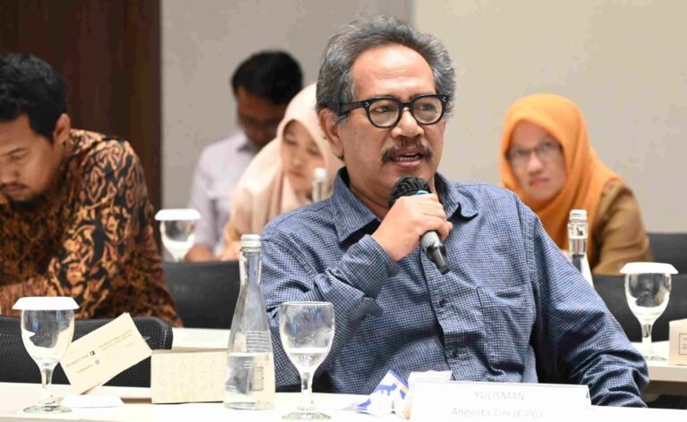 Anggota Badan Aspirasi Masyarakat DPR RI GM Totok Hedi Santosa saat junjungan kerja BAM DPR RI di KEK Industropolis Batang, pekan lalu. Foto: dok.