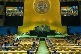 Suasana Sidang Umum PBB yang kosong karena ditinggal para diplomat daru negara peserta saat PM Israel Benjamin Netanyahu menyampaikan pidato