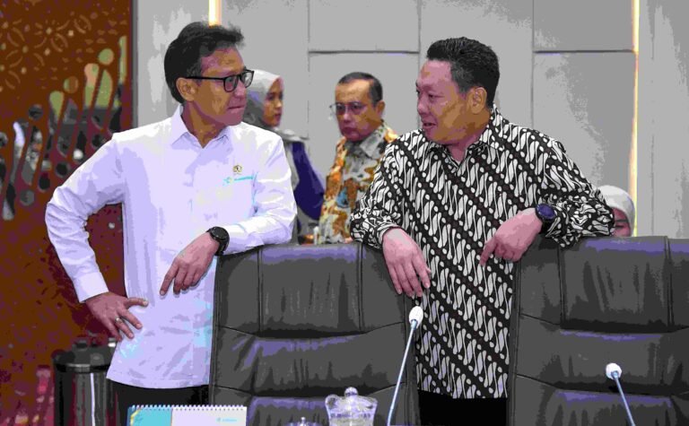 Wakil Ketua Komisi IX DPR RI Charles Honoris disela-sela rapat bersama Menteri Kesehatan di Senayan, Kamis (4/9/2025). Foto: dok.