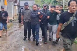 Tersangka pembacokan TNI hingga tewas di Wonosobo ditangkap personel Polres Wonosobo.