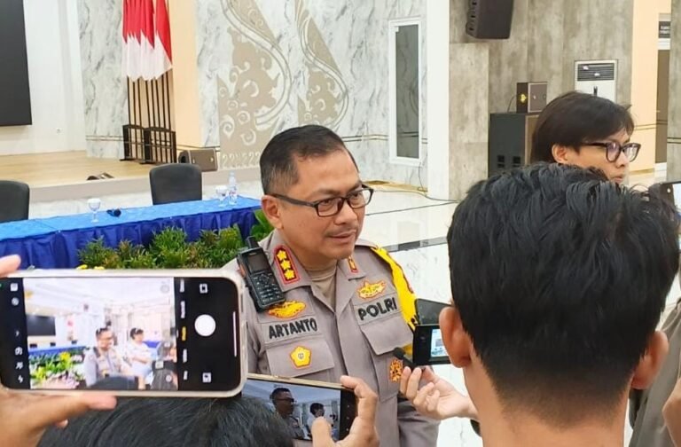 Kabid Homas Polda Jateng, Kombes Pol Artanto ngasih keterangan pers usai rilis akhir tahun, Senin (29/12/2025).
