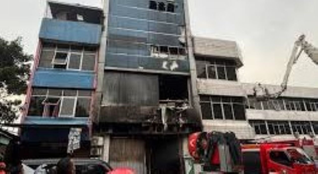 Kantor Terra Drone hangus terbakar tewaskan 22 orang.