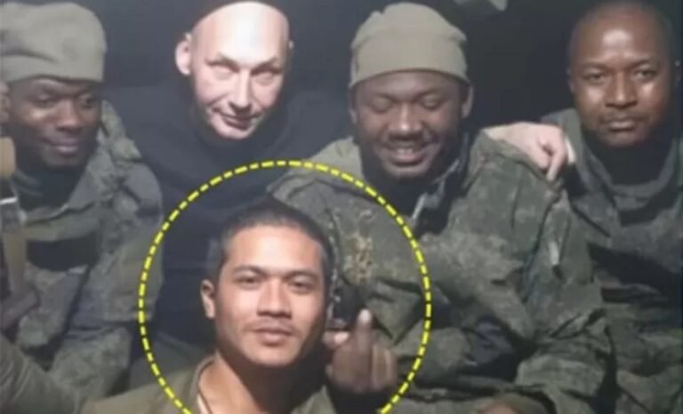 Bripda Rio bersama tentara bayaran Rusia lainnya.