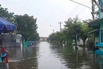 Banjir sempat merendam kawasan Lamicitra, Semaramg, Jumat (9/1/2026).