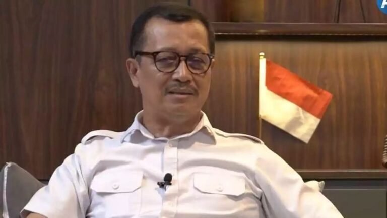 Mantan Wakapolri, Komisaris Jenderal Polisi (Purn) Oegroseno.