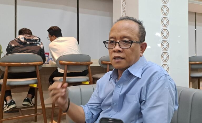 Pengamat politik dari Universitas Diponegoro, Nur Hidayat Sardini. (bae)