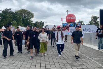 Wali Kota Solo, Respati Ardi, hadiri Localfest yang digelar di Pamedan Mangkunegaran, Surakarta, Minggu (1/2/2026) sore.