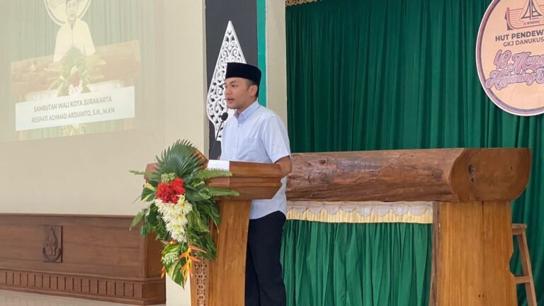 Wali Kota Solo Respati Ardi meresmikan Gedung Pagelaran GKJ Danakusuman Surakarta, Jumat (6/2/2026).