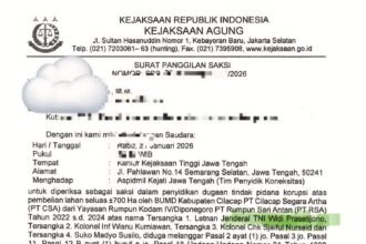 Salinan surat pemanggilan saksi, berkop Kejaksaan Agung. Dalam surat itu, eks-Pangdam IV/Diponegoro Letjen Widi Prasetijono disebut sebagai tersangka kasus korupsi BUMD Cilacap.