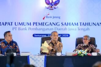 Gubernur Jateng, Ahmad Luthfi (tengah) sedang menghadiri RUPS Bank Jateng, Jumat (27/2/2026). (ist)