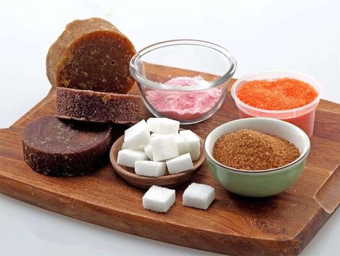 Ilustrasi berbagai jenis gula.