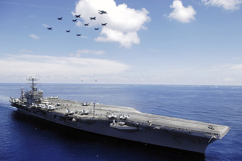 Kapal induk militer Amerika Serikat (AS) USS Abraham Lincoln.