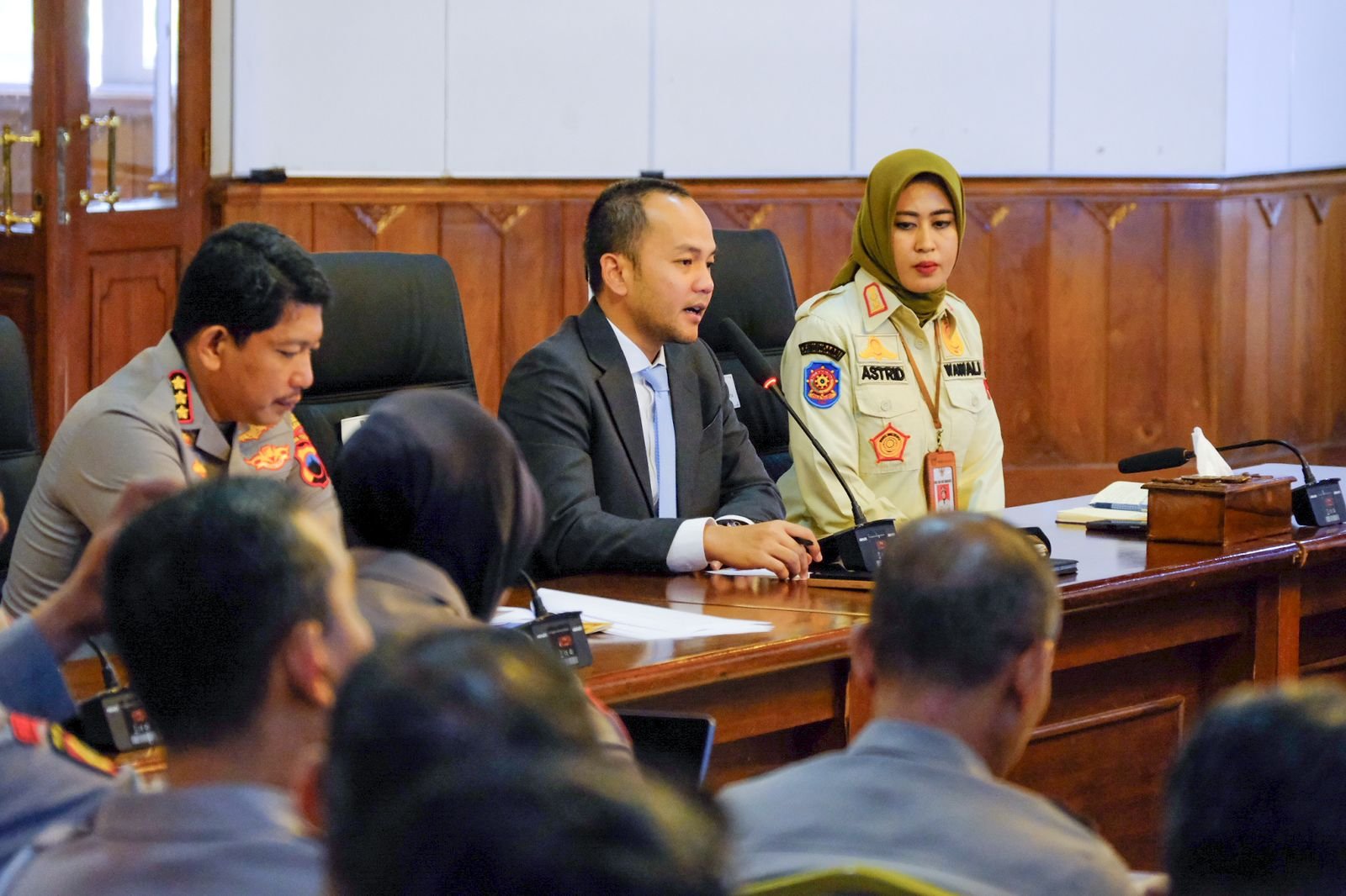 Wali Kota Solo Respati menyampaikan pemaparan layanan Safe House 110 dengan Polresta Surakarta, Rabu (11/3/2026).