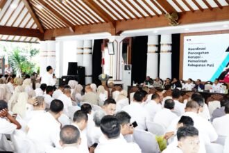 Pejabat di lingkungan Pemkab Pati mengikuti sosialisasi pemberantasan korupsi yang digelar Komisi Pemberantasan Korupsi (KPK), Jumat (17/4/2026).