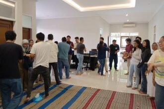 Suasana hangat Halal Bihalal Bacaaja.