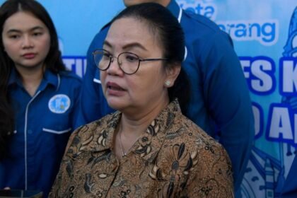 Wali Kota Semarang, Agustina Wilujeng Pramestuti saat menyampaikan pernyataan publik kepada wartawan. (ist)