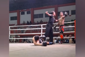 Ahmad Husein Pati tumbang di ring Combat Sport di Simpanglima Purwodadi, Minggu (5/4/2026).