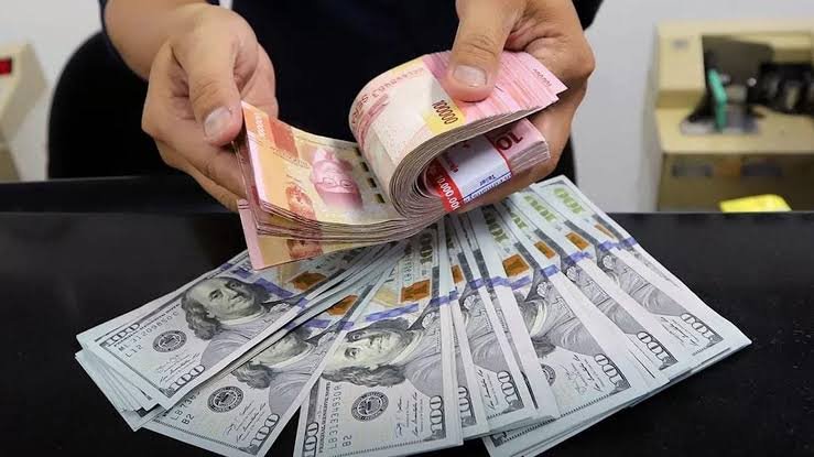 NILAI TUKAR RUPIAH - Ilustrasi nilai tukar rupiah terhadap dolar AS.