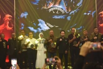 DEKLARASI PENDIRIAN YAKUZA - Wali Kota Kediri Vinanda Prameswati menghadiri deklarasi pendirian Yakuza Maneges, yang diinisiasi dan dideklarasikan oleh cucu Gus Miek, Den Gus Thuba Topo Broto Maneges, pada Minggu (10/5/2026). (ist)