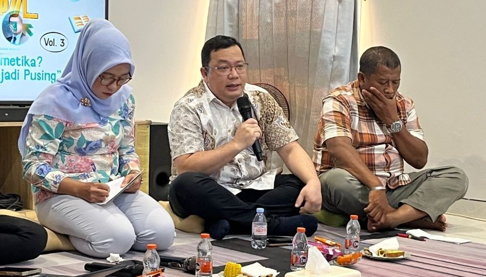 KECANTIKAN BUKAN SULAP - Praktisi kecantikan dari Immoderma Aesthetics and Wellness Clinic, dr Teddy August, menegaskan bikin glowing wajah yang sehat gak bisa dilakukan secara instan. (dul)