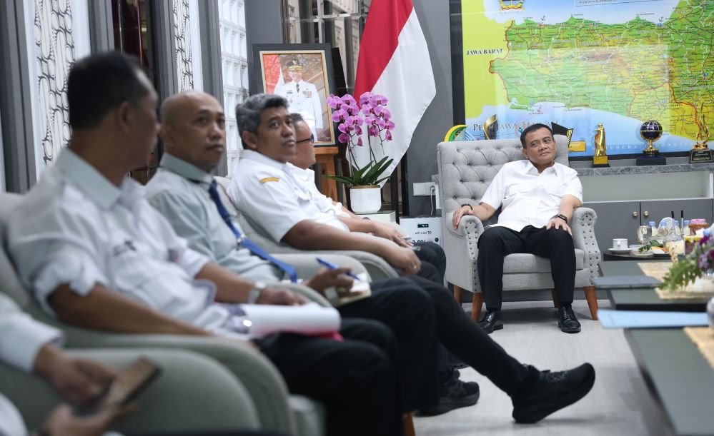 PERSIAPAN JATENG FAIR 2026 - Gubernur Jawa Tengah, Ahmad Luthfi, menerima jajaran PT PRPP Jawa Tengah di kantornya, Rabu (20/5/2026). Pertemuan tersebut membahas persiapan gelaran Jateng Fair 2026. (ist)