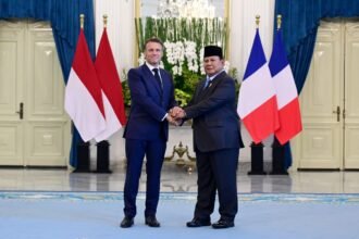 SEPAKAT IMPOR PANGAN - Presiden Republik Indonesia Prabowo Subianto saat melakukan kunjungan kenegaraan dan bertemu Presiden Republik Prancis Emmanuel Macron di Istana Elysee, Paris, Prancis pada Kamis (28/5/2026) waktu setempat. Prabowo sepakat membuka kran impor pangan, daging dan susu sapi, dari Prancis. (BPMI Sekretariat Presiden)