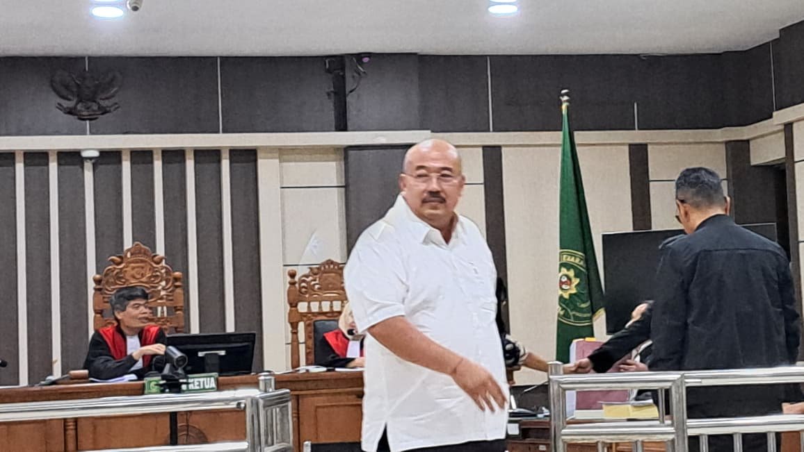 SAKSI SIDANG--Kontraktor Tan Yudi S (pelontos) bersaksi soal pembangunan kos milik eks Pangdam, di sidang Tipikor, Rabu (17/6/2026). (bae)