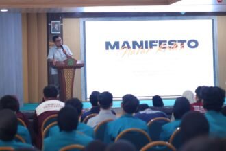 MANIFESTO NALAR KRITIS - Wakil Ketua DPRD Jateng M Saleh meminta mahasiswa mengasah nalar kritis agar banjir informasi di era digital tak menjadi bencana. Hal ini disampaikan Saleh dalam latihan keterampilan manajemen mahasiswa di Auditorium Fakultas Kedokteran Kampus II Unwahas Semarang, Sabtu (27/6/2026).