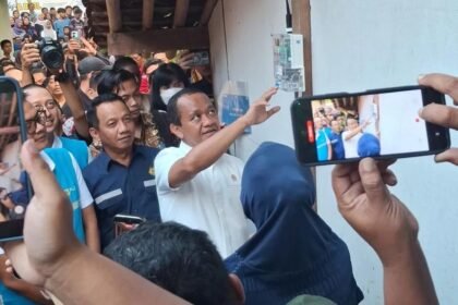 LISTRIK GRATIS - Menteri ESDM Bahlil Lahadalia meresmikan listrik gratis untuk rakyat miskin di Kabupaten Purworejo, Jawa Tengah, Jumat (19/6/2026).