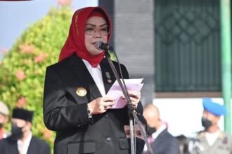 Bupati Sukoharjo Etik Suryani.