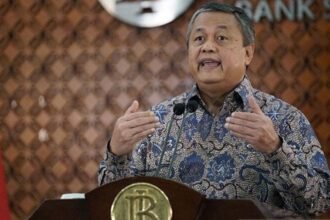 Perry Warjiyo saat masih menjabat sebagai Gubernur Bank Indonesia (BI). Perry saat ini resmi mengundurkan diri dari Gubernur BI.