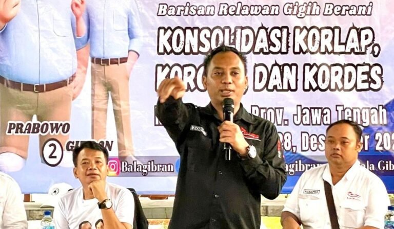 FOKUS KAWAL PROGRAM - Barisan Relawan Gigih Berani (Bala Gibran) menyatakan saat ini fokus mengawal program Prabowo-Gibran, belum membahas kontesasi Pilpres 2029.