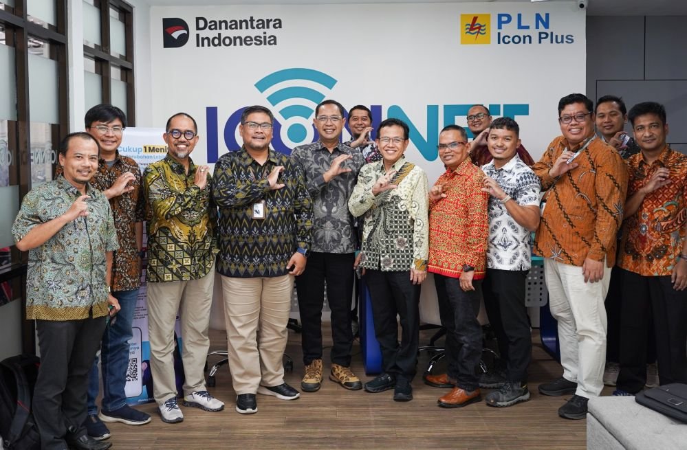 KOLABORASI - Direksi PLN Icon Plus dan IconGreen menyamakan langkah sekaligus memperkuat sinergi antaranak perusahaan PLN Group dalam mendukung pengembangan bisnis dan percepatan transisi menuju energi bersih.