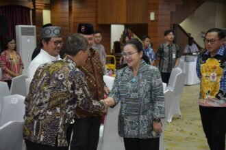 TERIMA KUNJUNGAN--Wali Kota Semarang, Agustina Wilujeng menyambut tim Kemensos yang menelaah usulan gelar pahlawan nasional, Selasa (14/7/2026). (ist)