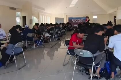 TURNAMEN ESPORT--Pelajar dari berbagai daerah bertanding game Mobile Legends: Bang Bang, di Salatiga, Sabtu (18/7/2026). (ist)