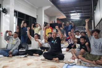 NOBAR GEMBIRA - Melalui Nobar Gembira ICONNET, PLN Icon Plus menghadirkan suasana kebersamaan yang menyenangkan bersama pelanggan, karyawan, dan masyarakat.